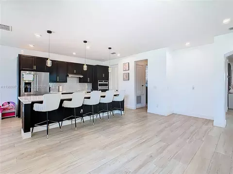 Kitchen - 1285 Hilltop Pl, Saint Cloud, FL 34772 photo 1 of 10