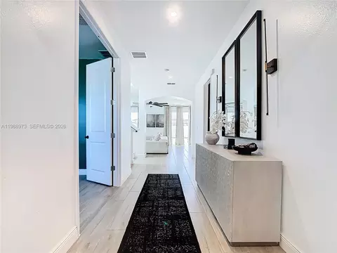 Entry Way - 1285 Hilltop Pl, Saint Cloud, FL 34772 photo 2 of 8