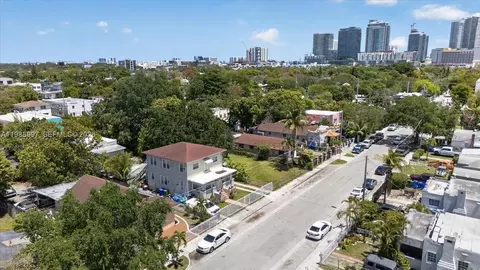 267 NW 31st St, Miami, FL 33127