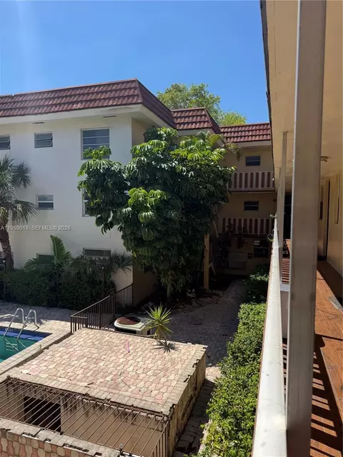 13655 NE 10th Ave #208, North Miami, FL 33161