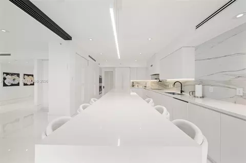 9999 Collins Ave #11J, Bal Harbour, FL 33154