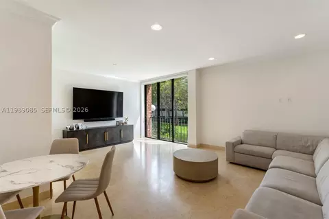 1566 NE Quayside Ter #D14, Miami, FL 33138