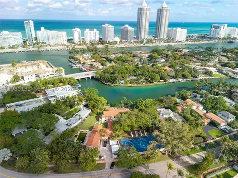5005 Lakeview Dr, Miami Beach, FL 33140