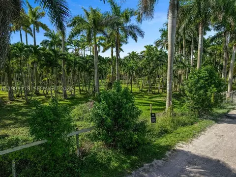 16050 SW 206th Ave, Miami, FL 33187