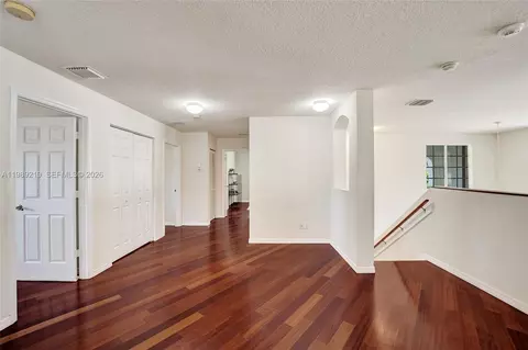 Entry Way - 3936 Cascade Ter, Weston, FL 33332 photo 5 of 8