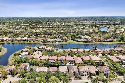 View/Area - 3936 Cascade Ter, Weston, FL 33332 photo 3 of 4