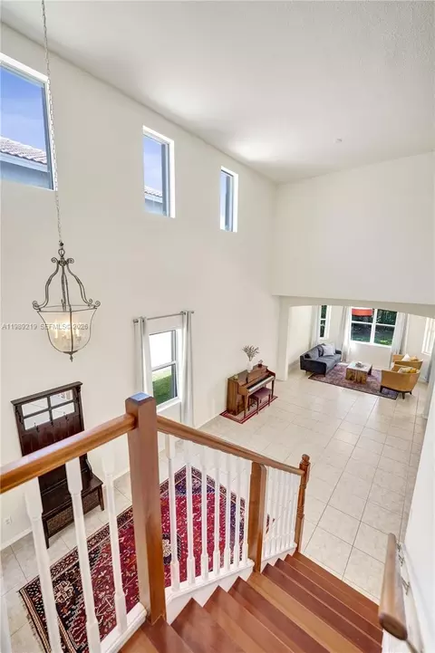 Entry Way - 3936 Cascade Ter, Weston, FL 33332 photo 6 of 8