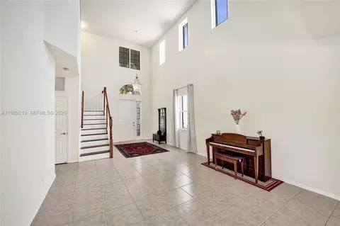 Entry Way - 3936 Cascade Ter, Weston, FL 33332 photo 2 of 8