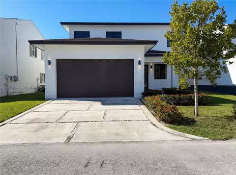 11836 SW 272nd Ter, Homestead, FL 33032