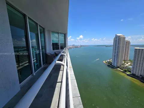 325 S Biscayne Blvd #3719, Miami, FL 33131