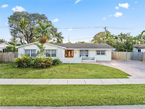 10330 SW 103rd Ct, Miami, FL 33176