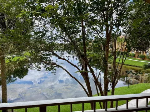 150 NW 96th Ave #9-207, Pembroke Pines, FL 33024
