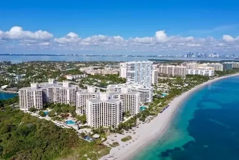 1111 Crandon Blvd #C902, Key Biscayne, FL 33149