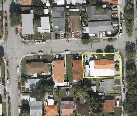 3300-3302 SW 10th St, Miami, FL 33135