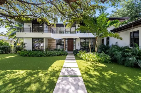 7900 SW 57th Ct, South Miami, FL 33143