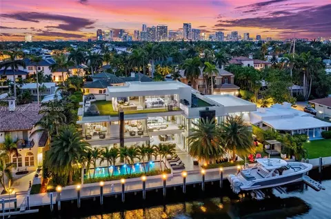 650 Royal Plaza Dr, Fort Lauderdale, FL 33301