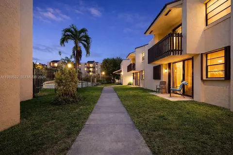 3581 SW 117th Ave #5-308, Miami, FL 33175