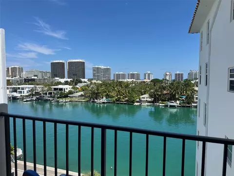 9341 E Bay Harbor Dr #6C, Bay Harbor Islands, FL 33154