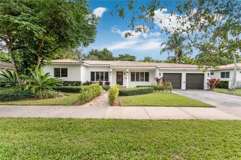 426 Hardee Rd, Coral Gables, FL 33146