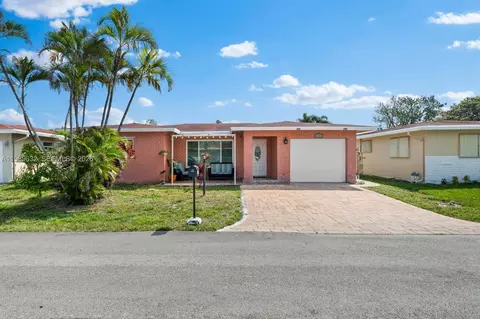 1270 NW 49th St, Pompano Beach, FL 33064