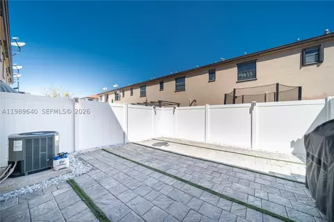 10565 W 34th Ct, Hialeah, FL 33018 photo 23