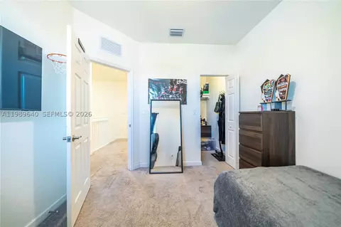 10565 W 34th Ct, Hialeah, FL 33018 photo 15
