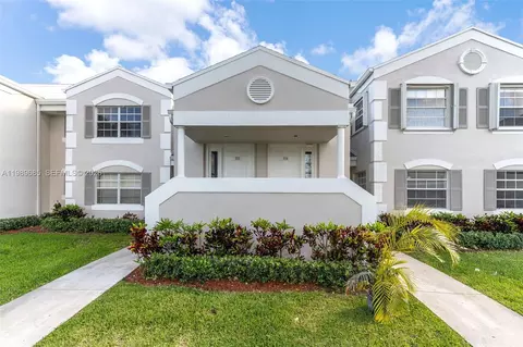 2274 SE 27th Dr #205-F, Homestead, FL 33035