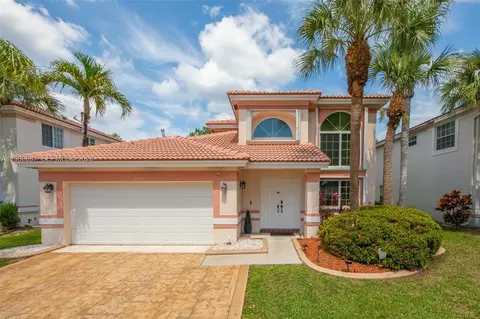 13393 NW 7th St, Plantation, FL 33325