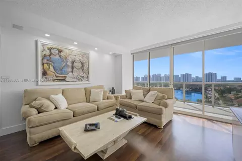 3598 Yacht Club Dr #1204, Aventura, FL 33180