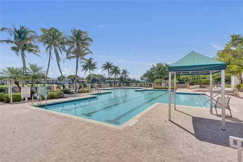 9511 Weldon Cir #G306, Tamarac, FL 33321