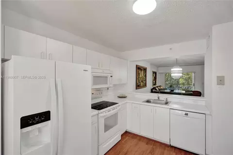 9511 Weldon Cir #G306, Tamarac, FL 33321