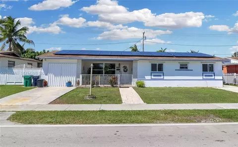 10941 SW 180th St, Miami, FL 33157