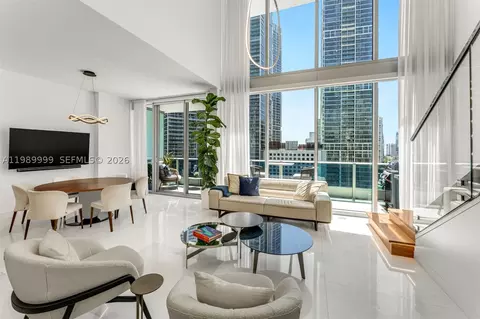 200 Biscayne Boulevard Way #1406, Miami, FL 33131
