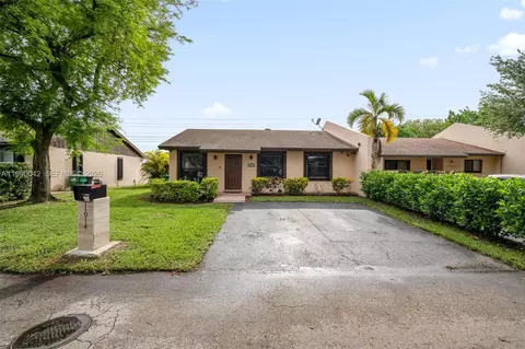 11914 SW 125th Pl, Miami, FL 33186