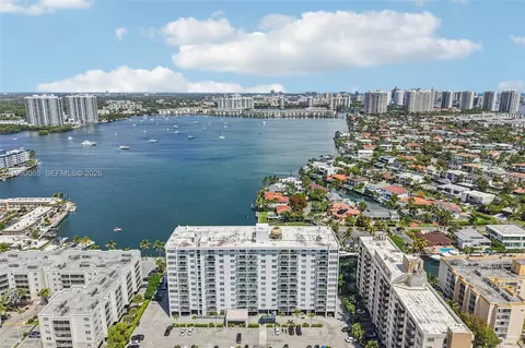 2841 NE 163rd St #605, North Miami Beach, FL 33160