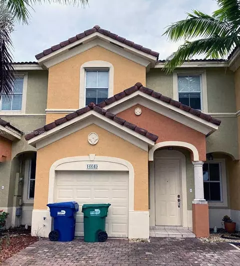 16649 SW 80th Ter, Miami, FL 33193