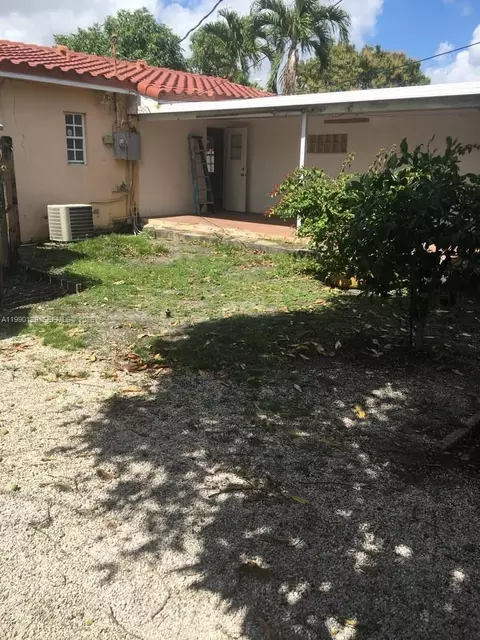 Exterior - 625 E 8th Ct, Hialeah, FL 33010 photo 8 of 8