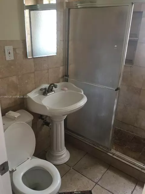 Bath - 625 E 8th Ct, Hialeah, FL 33010 photo 1 of 1