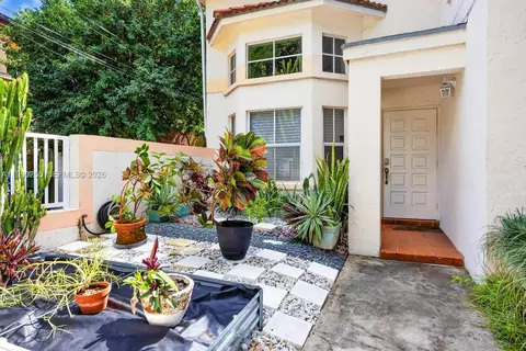 2996 Jackson Ave #B, Coconut Grove, FL 33133