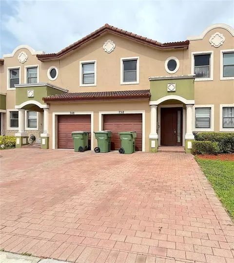 758 NE 34th Ave, Homestead, FL 33033