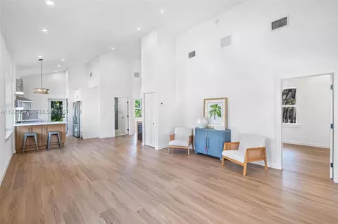 129 Florida Ave, Coral Gables, FL 33133