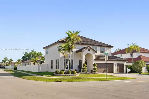 17900 SW 4th Ct, Pembroke Pines, FL 33029