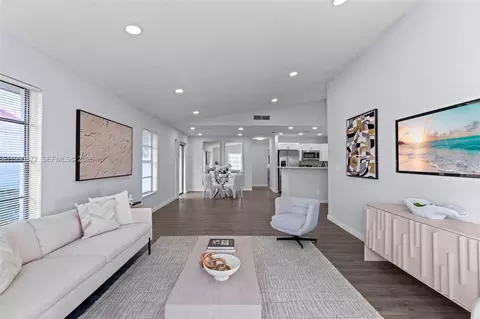 1187 The 12th Fairway, Wellington, FL 33414