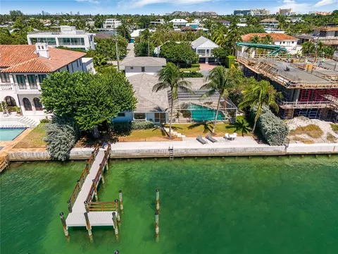 View/Area - 640 S Mashta Dr, Key Biscayne, FL 33149 photo 5 of 7