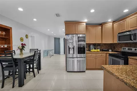 Other - 760 E 55th St, Hialeah, FL 33013 photo 2 of 15