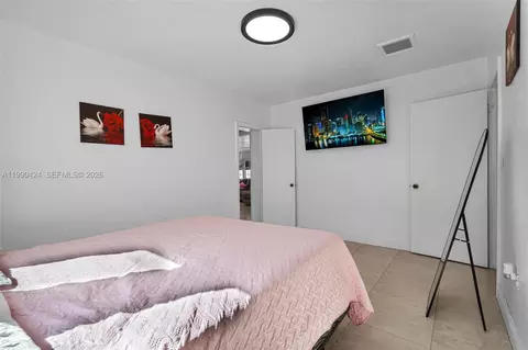 Bedroom - 760 E 55th St, Hialeah, FL 33013 photo 4 of 7