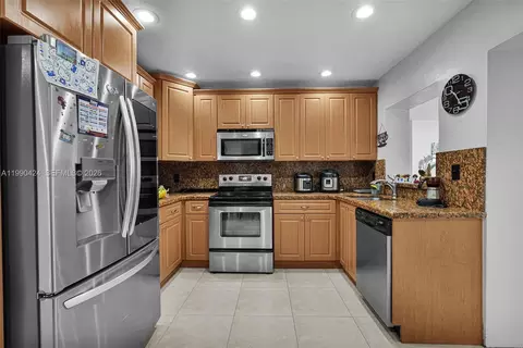 Kitchen - 760 E 55th St, Hialeah, FL 33013 photo 3 of 5