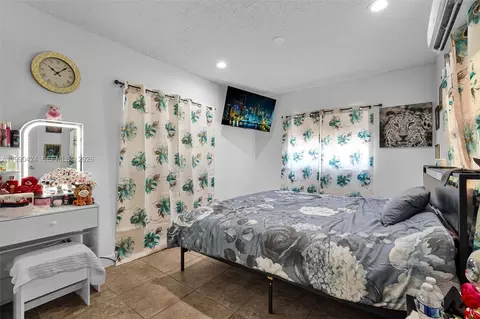 Bedroom - 760 E 55th St, Hialeah, FL 33013 photo 7 of 7