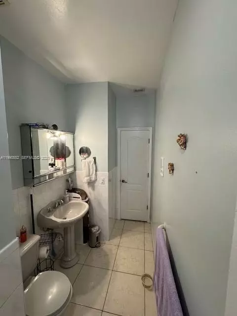 Bath - 174 E 15th St, Hialeah, FL 33010 photo 1 of 1