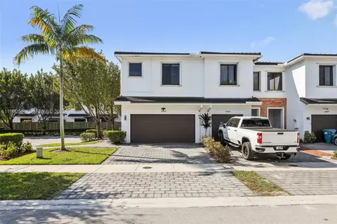 10828 SW 235 St, Princeton, FL 33032